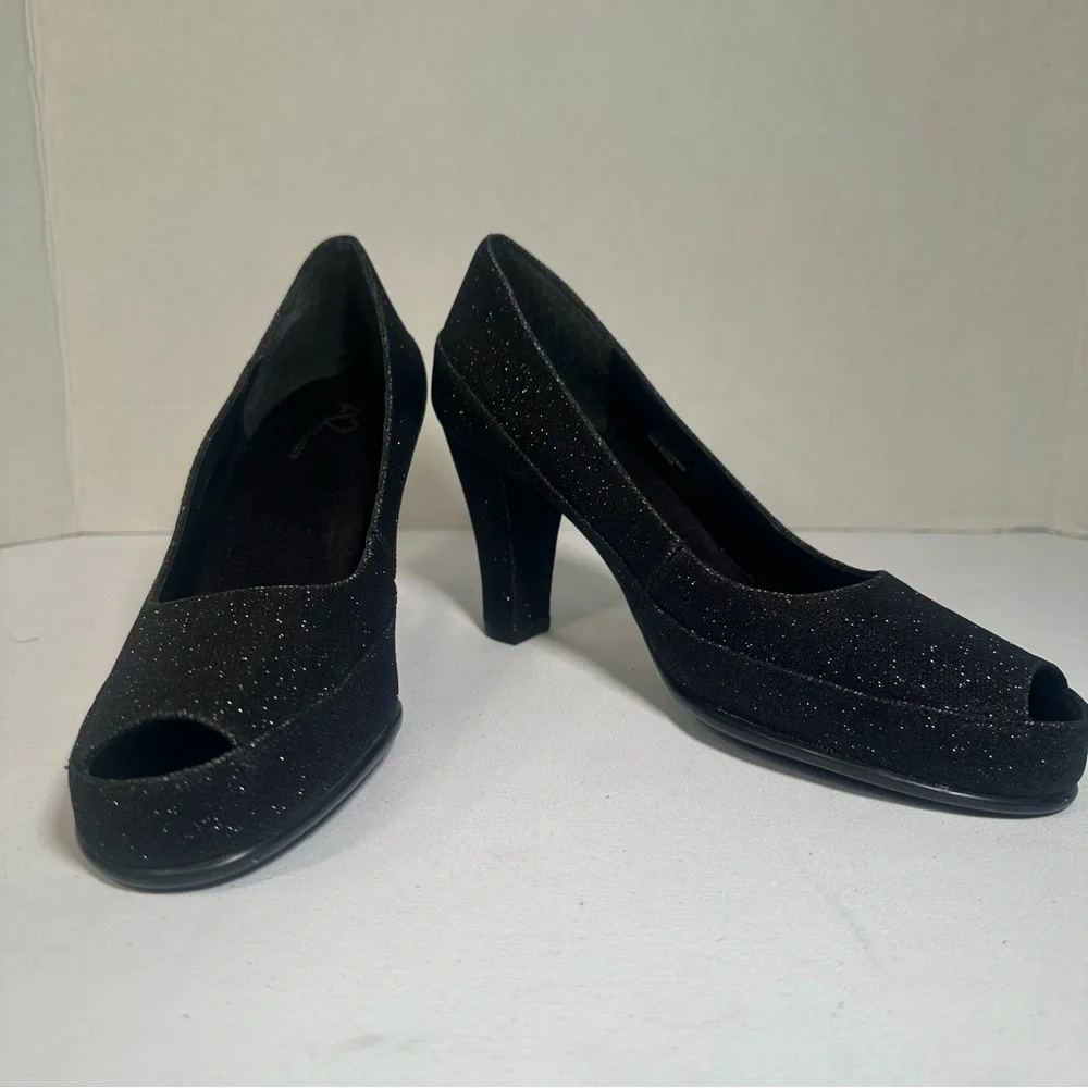 AA2 by Aerosoles Black Glitter Heels Sz 7.5 Womens Sparkle Dress Open Toe Slip-O - Picture 5 of 9